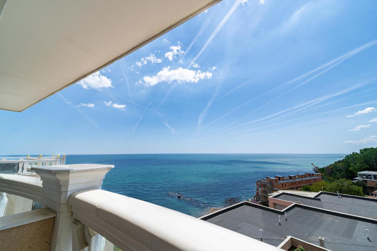 La Mer Luxury Apartments Golden Sands Exteriör bild