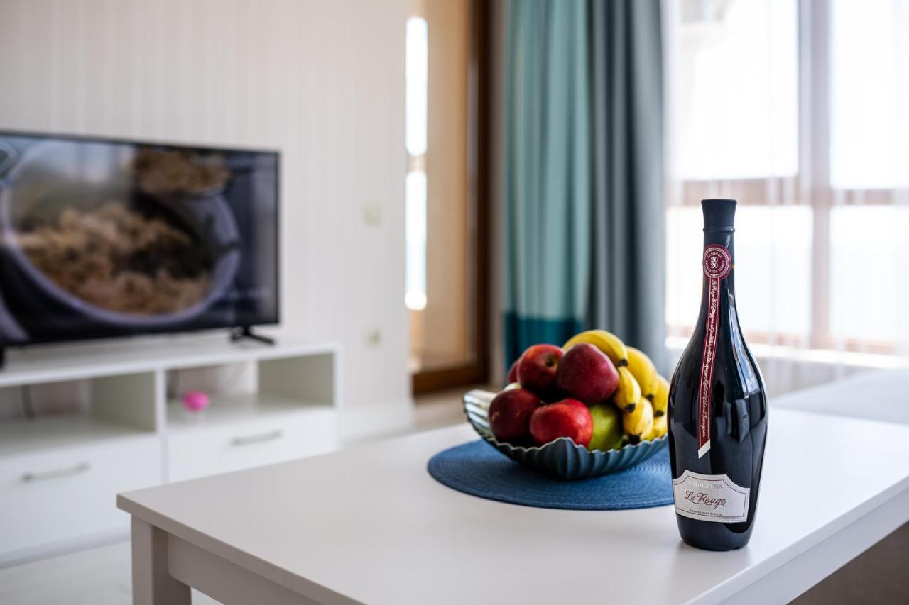 La Mer Luxury Apartments Golden Sands Exteriör bild