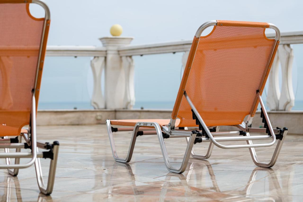 La Mer Luxury Apartments Golden Sands Exteriör bild